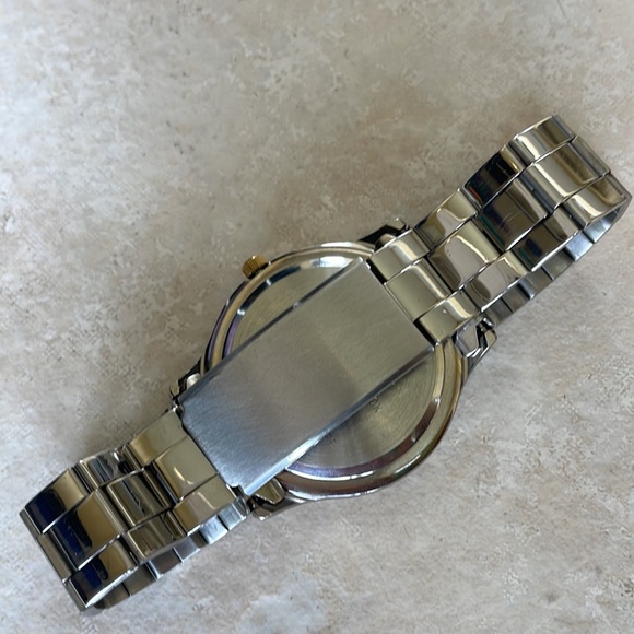 Armitron men battery water resistant 100ft stainless steel date&day - Picture 6 of 9